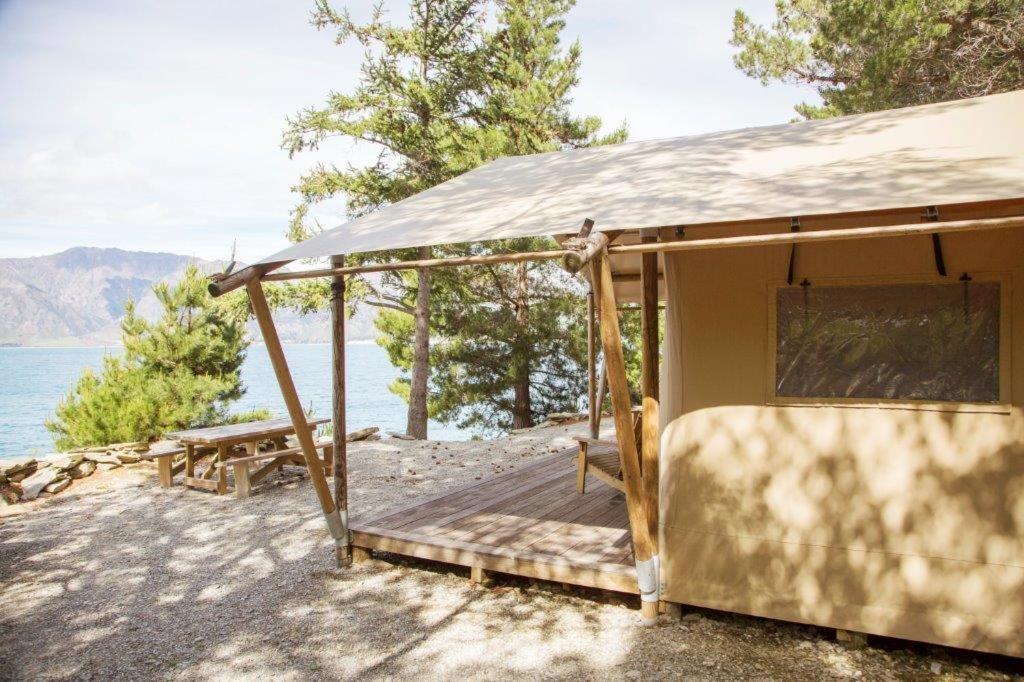 The Camp - Lake Hāwea Eksteriør billede