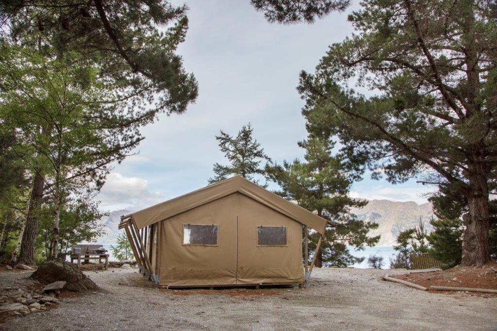 The Camp - Lake Hāwea Eksteriør billede